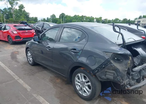 2016 Scion Ia z USA, uszkodzony, nr VIN 3MYDLBZV5GY133972